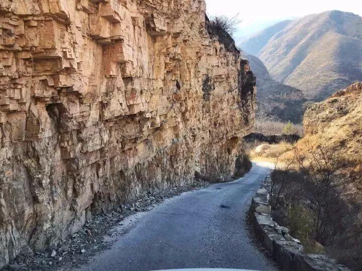 河南洛阳：非遗中医药进校园 传承国粹助成长